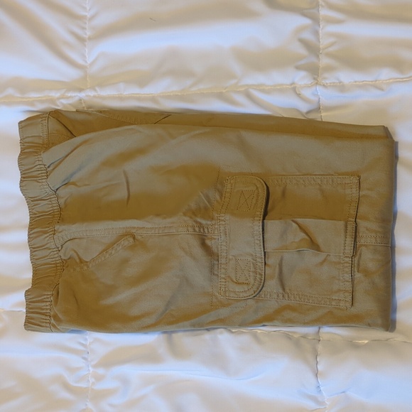 NWT Children's Place cargo khakis size 7 - Picture 3 of 4